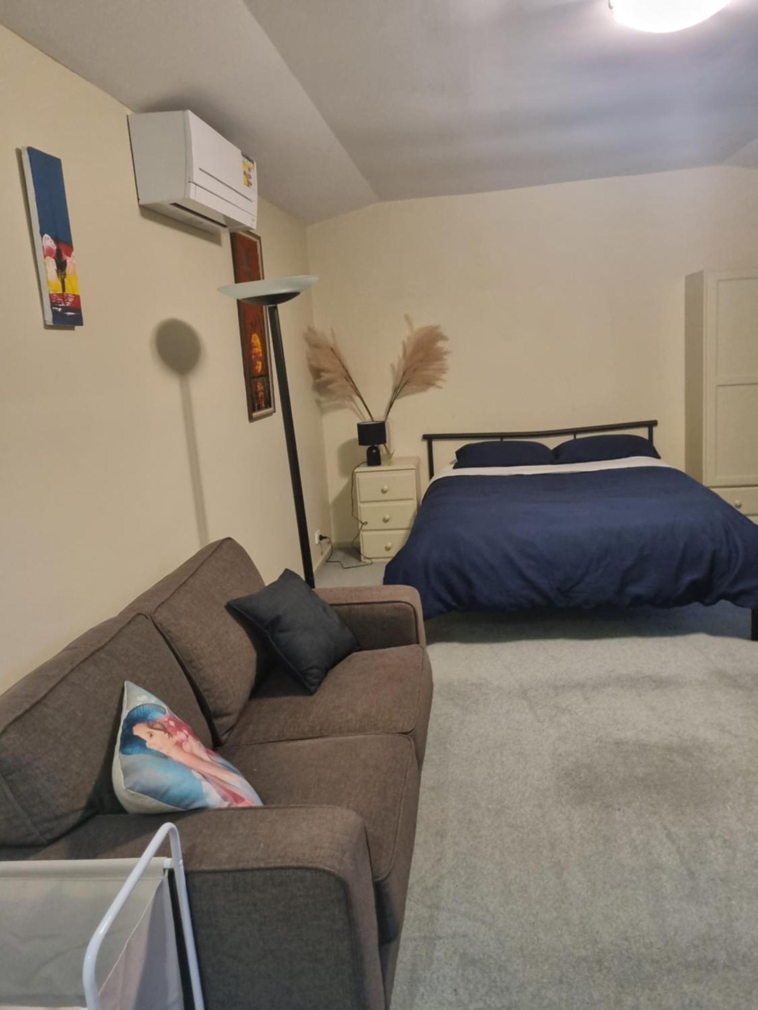 Garden Dreams Bungalow Blackburn Ngoại thất bức ảnh